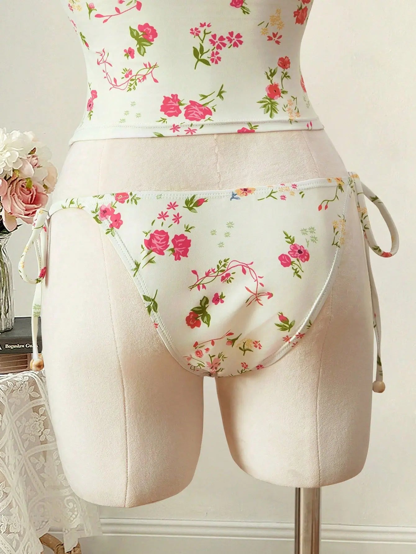 Trendy Floral Print Tankini Two-Piece Swimsuit with Halter Neck And Strap for Women High Waist Sexy Tight Fit Backless Swimwear